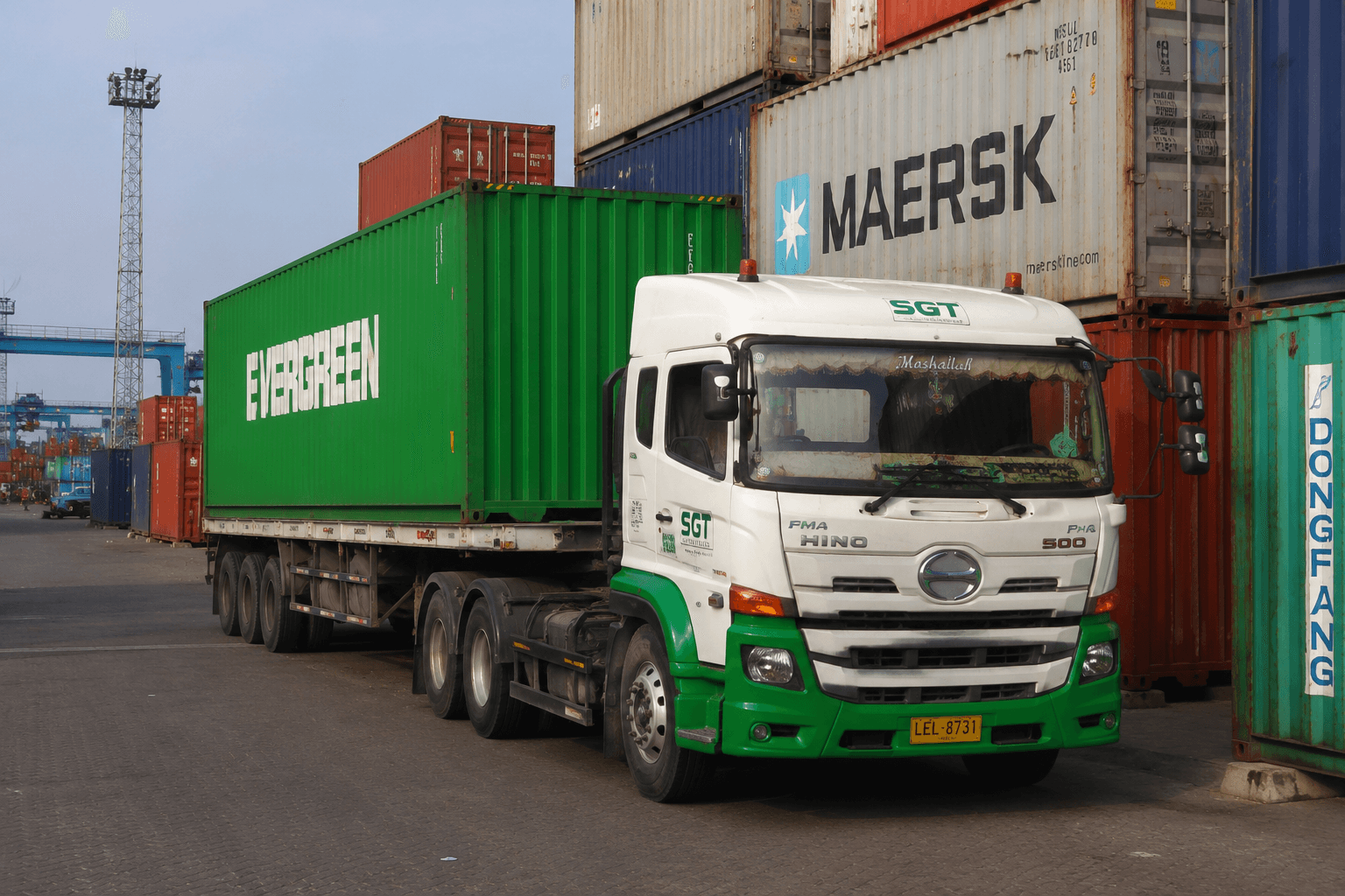 Container Trucks logistics truck